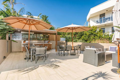 Bayview Beachfront Apartments, In Town Right On The Beach - Accommodation Yamba 9