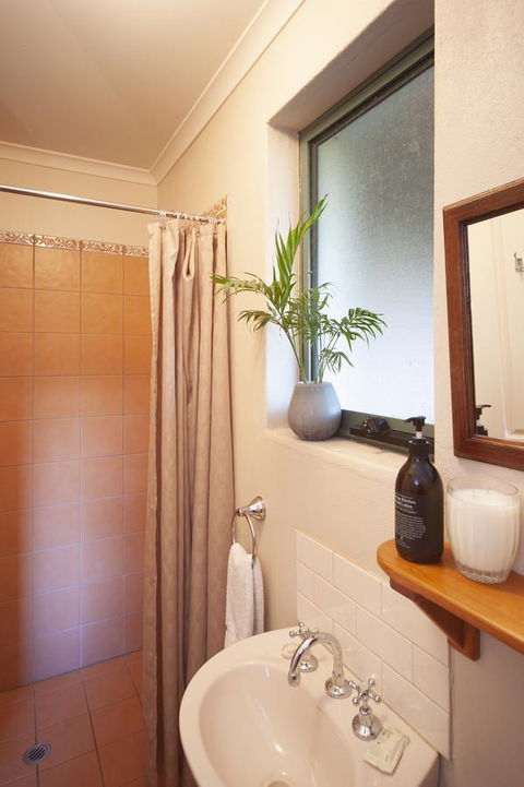 Angaston Saleyards Luxury Accommodation - Accommodation Yamba 10