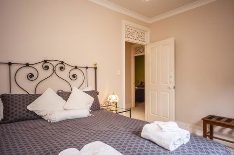 Angaston Saleyards Luxury Accommodation - Accommodation Yamba 3