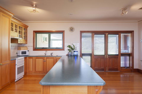 Angaston Saleyards Luxury Accommodation - Accommodation Yamba 4