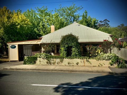 Oats Cottage - Accommodation Yamba 0