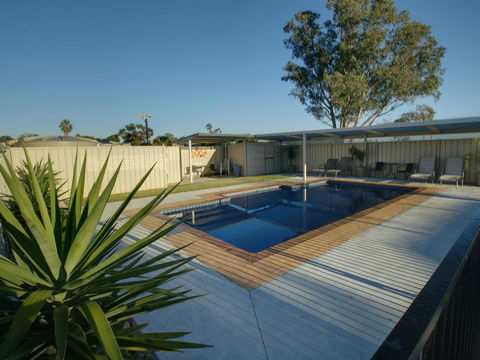 DBJ Holiday Units - Accommodation Yamba 2