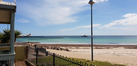 Wallaroo Beachfront Tourist Park - Accommodation Yamba 10
