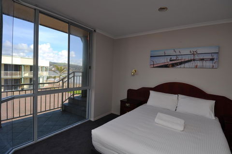 Hilton Beachfront Motel - Accommodation Yamba 34
