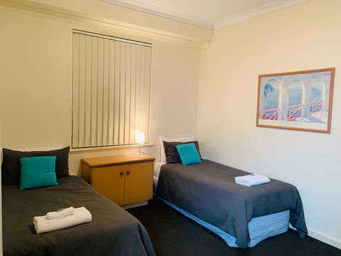The Bluff Resort Apartments - Accommodation Yamba 5