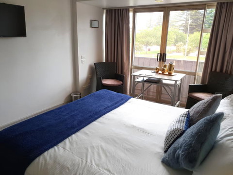 Nightcap At Hotel Victor - Accommodation Yamba 12