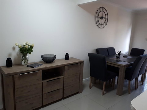 Townhouse On The Marina - Accommodation Yamba 2