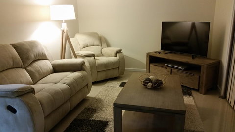 Townhouse On The Marina - Accommodation Yamba 1