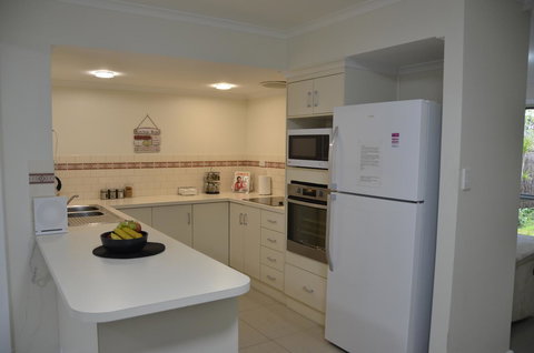 Townhouse On The Marina - Accommodation Yamba 20