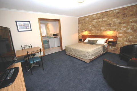 Clare Central - Accommodation Yamba 12