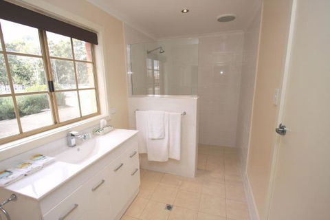 Clare Central - Accommodation Yamba 9