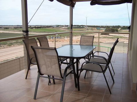 Relax On Par - Accommodation Yamba 11