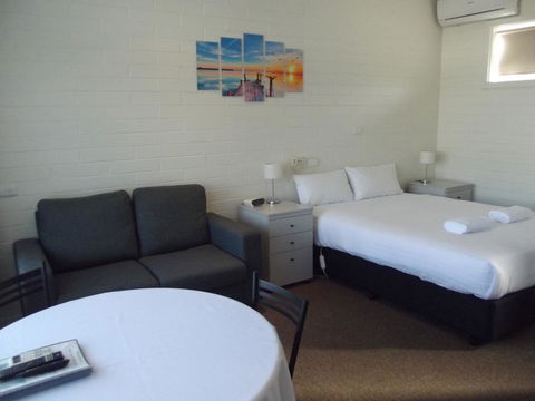 Guichen Bay Motel - Accommodation Yamba 3