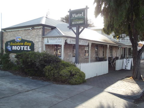 Guichen Bay Motel - Accommodation Yamba 0