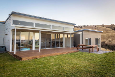 Middle River Beach House, Western House - Accommodation Yamba 1