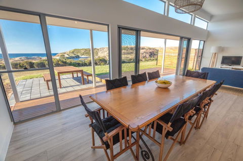 Middle River Beach House, Western House - Accommodation Yamba 8