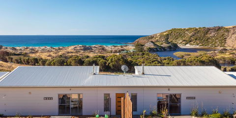 Middle River Beach House, Western House - Accommodation Yamba 14