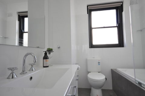 The One @ Henley Beach - Accommodation Yamba 4