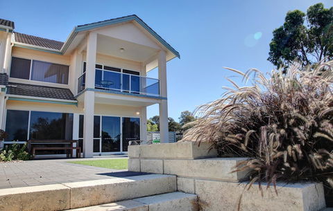 Bay Bliss - Accommodation Yamba 0