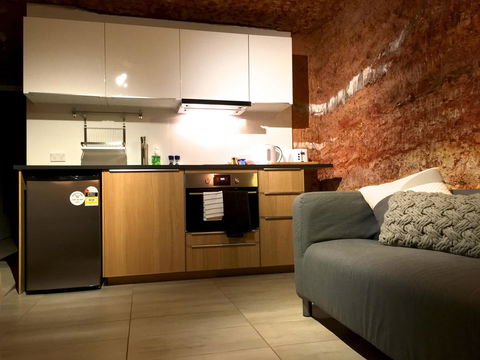 The Lookout Cave Underground Motel - Accommodation Yamba 13