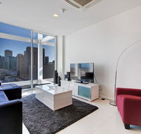 Light and spacious stunning views of Adelaide - Accommodation Yamba