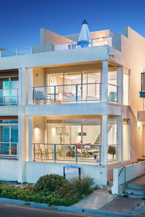 Adelaide Luxury Beach House - Accommodation Yamba 19