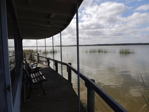 PS Federal Retreat Paddle Steamer Goolwa - Accommodation Yamba 0