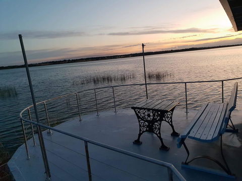PS Federal Retreat Paddle Steamer Goolwa - Accommodation Yamba 5