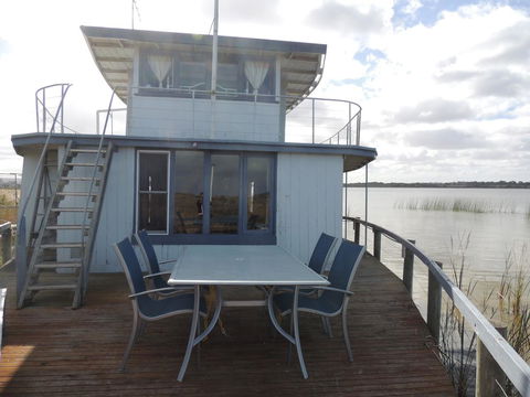 PS Federal Retreat Paddle Steamer Goolwa - Accommodation Yamba 34