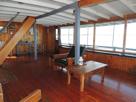 PS Federal Retreat Paddle Steamer Goolwa - Accommodation Yamba 21