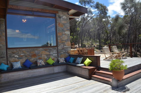 Of Stone & Wood Guesthouse - Accommodation Yamba 26
