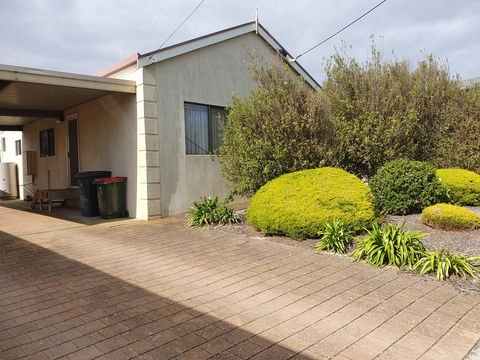 Super Central Location - Accommodation Yamba 2
