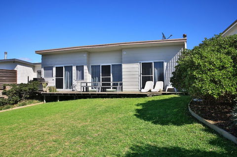 Culburra Beachhouse - Accommodation Yamba 9