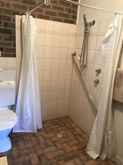 Lake Albert Motel - Accommodation Yamba 2