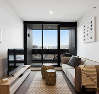 Swainson on Grote - Accommodation Yamba