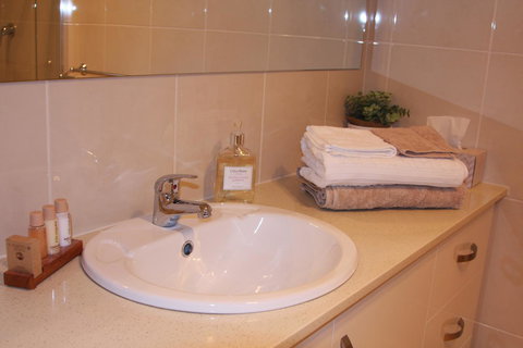 C And C Tanunda - Accommodation Yamba 7