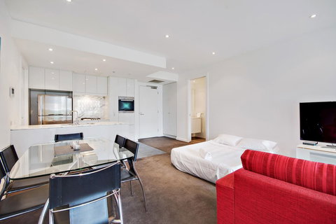 Swainson On Hindmarsh - Accommodation Yamba 7