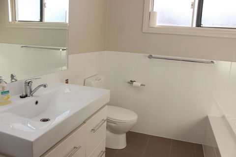 Waterfront On Osprey - Accommodation Yamba 24