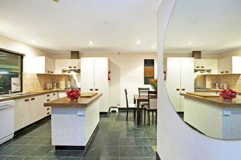 The Palms - Accommodation Yamba 14