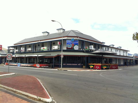 Grand Tasman Hotel - Accommodation Yamba 0