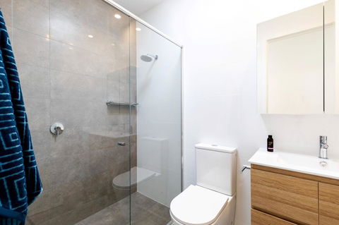 Brand New Affordable Luxury 3 Bedroom 3 Bathrooms House Close To Adelaide City, Chinatown, Beach, Adelaide Airport - Accommodation Yamba 9