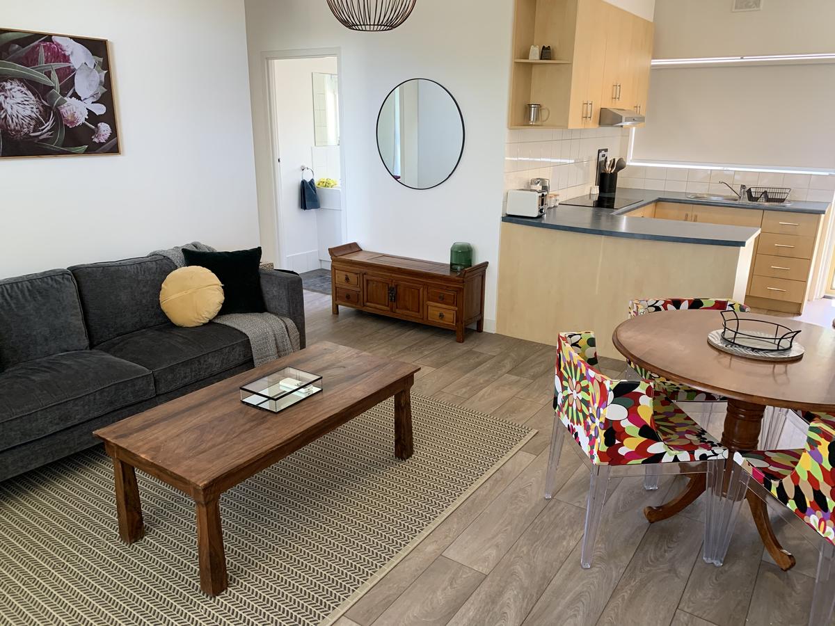 Salisbury East SA Accommodation Yamba