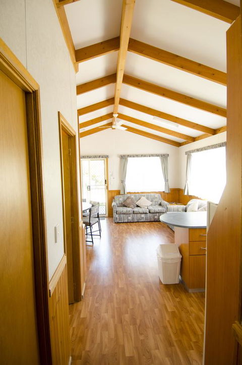 Lakeside Tourist Park - Accommodation Yamba 5