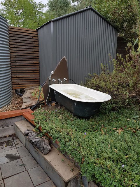 William Hunt's Retreat - Cypress Studio - Accommodation Yamba 5