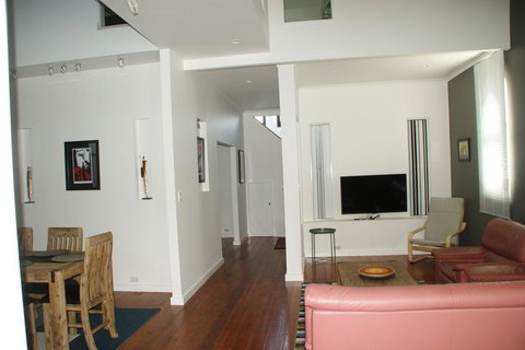 Cloisters Of Kalangadoo - Accommodation Yamba 30