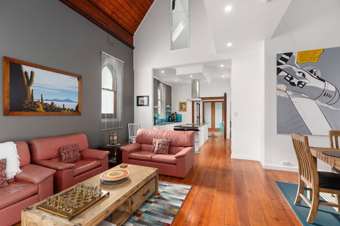 Cloisters Of Kalangadoo - Accommodation Yamba 17