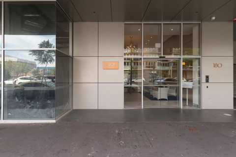 Ther-Rich 2Brm CBD Apartment - Accommodation Yamba 11
