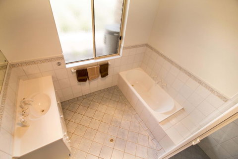 Limestone Ridge - Accommodation Yamba 15