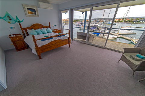 Marina Reflections - Accommodation Yamba 13