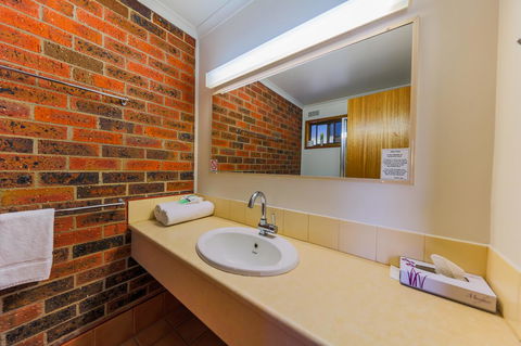 Country Roads Motor Inn Naracoorte - Accommodation Yamba 33
